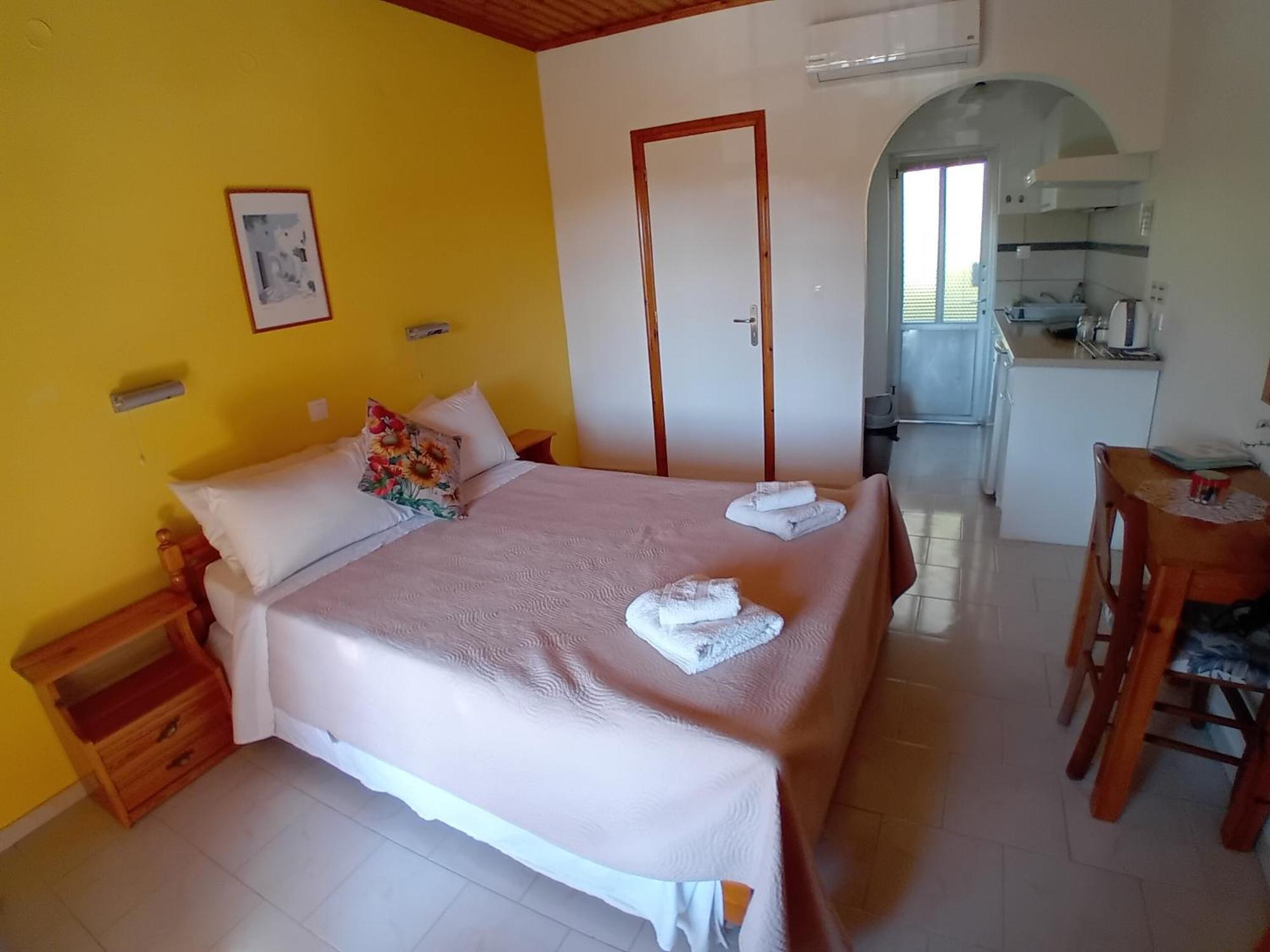 Spiti Melianou Apartment Agios Georgios Pagon Exterior photo